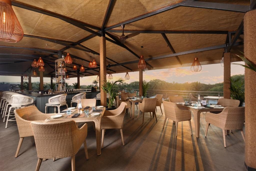 The Acacia Hotel And Spa Goa  Dining  Dining Image 6 6   Copy